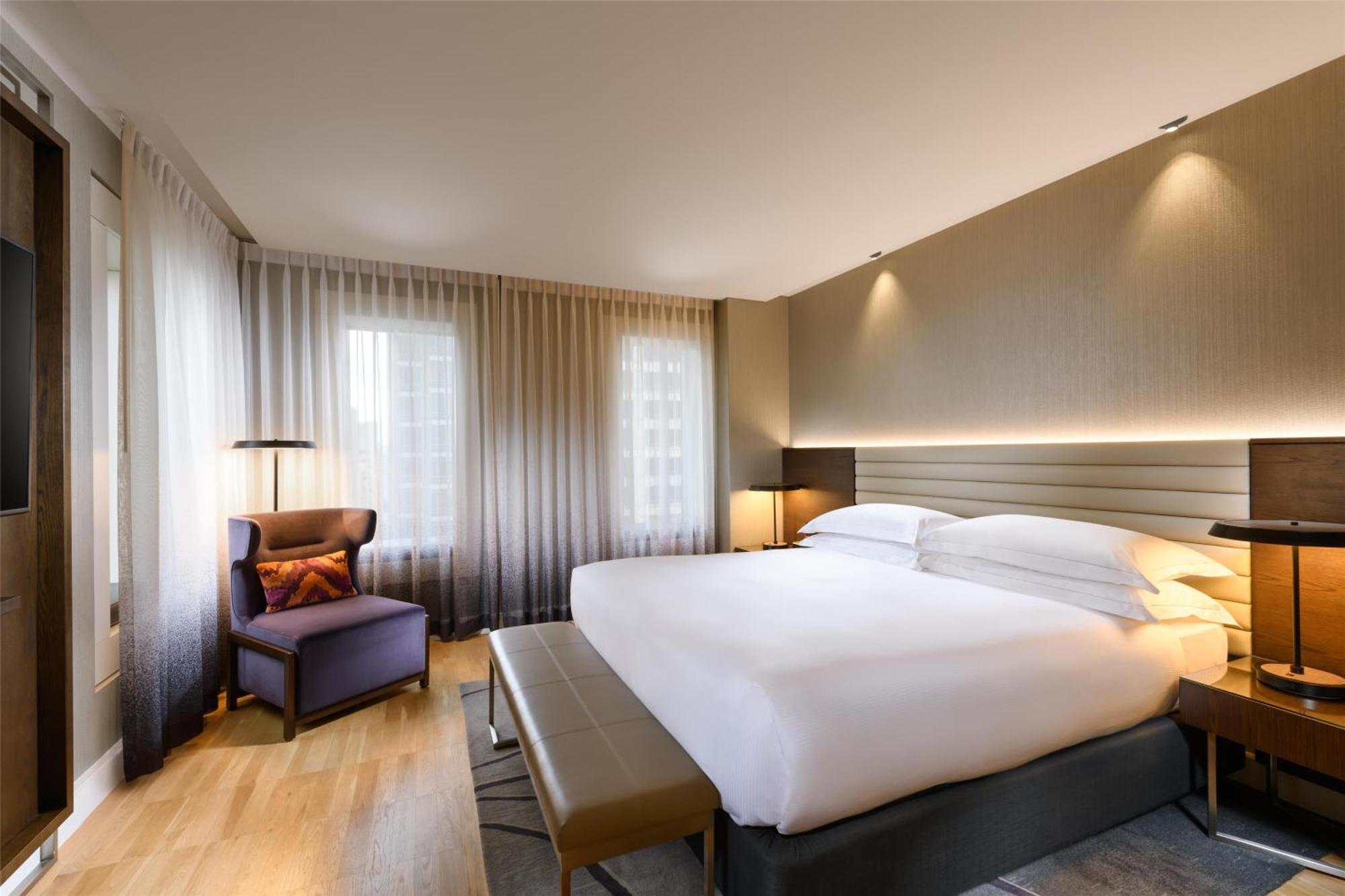 Hilton Sydney Hotel Exterior photo